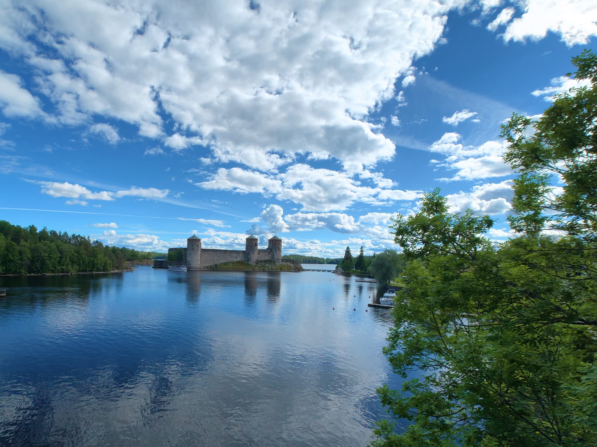 Olavinlinna from the water — Savonlinna